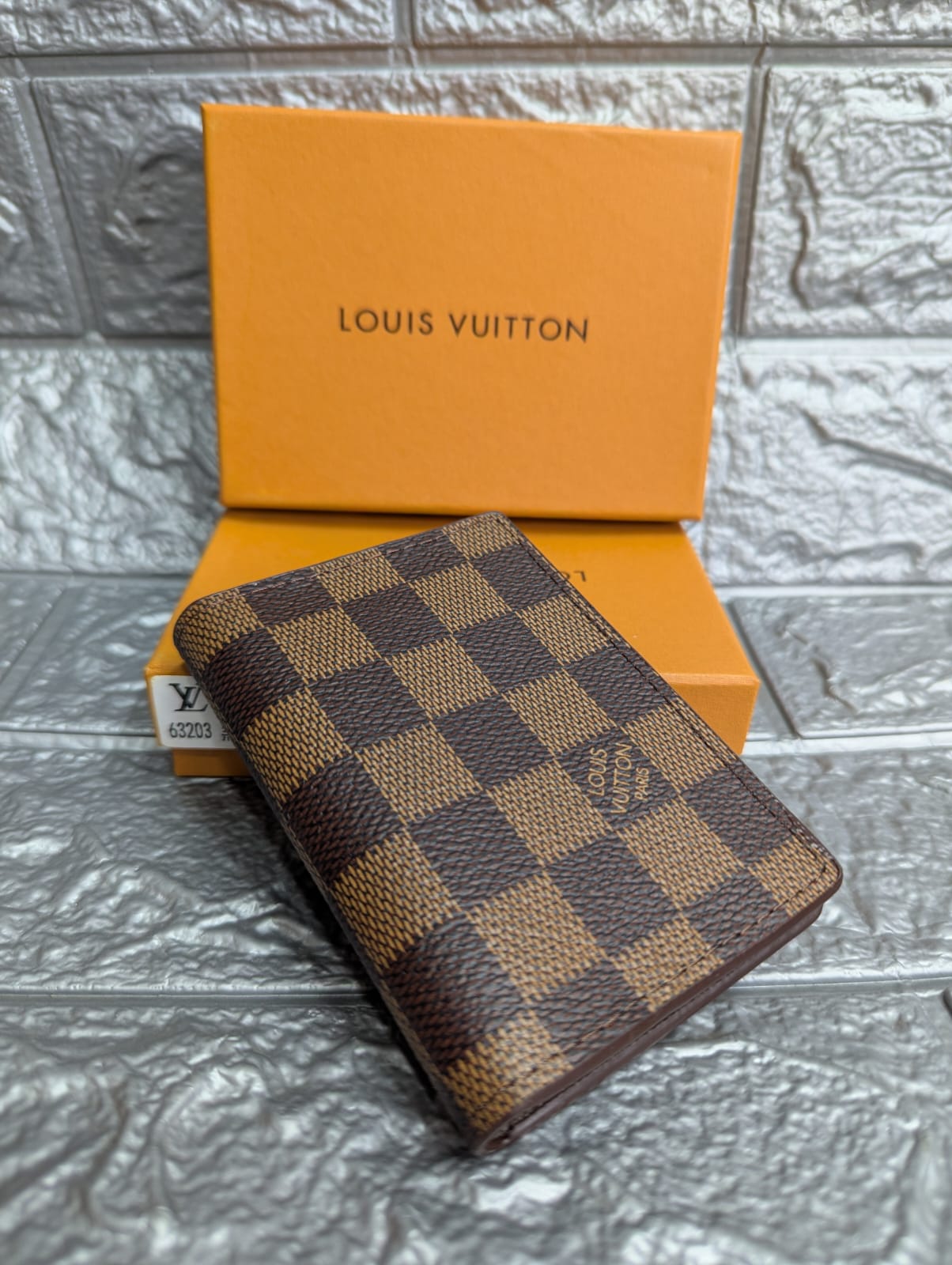LOUIS VUITTON-BIFOLD CARD HOLDER