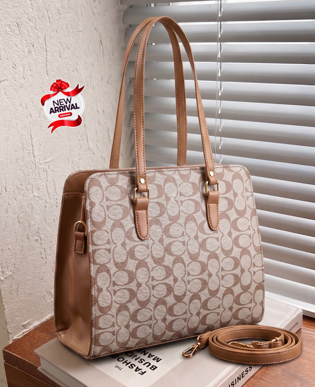 COACH SHOULDER BAG - LADIES